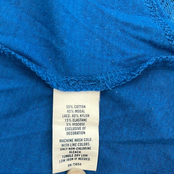 Abercrombie & Fitch 3/4 sleeve short front long back blue shirt size L - Picture 4 of 5